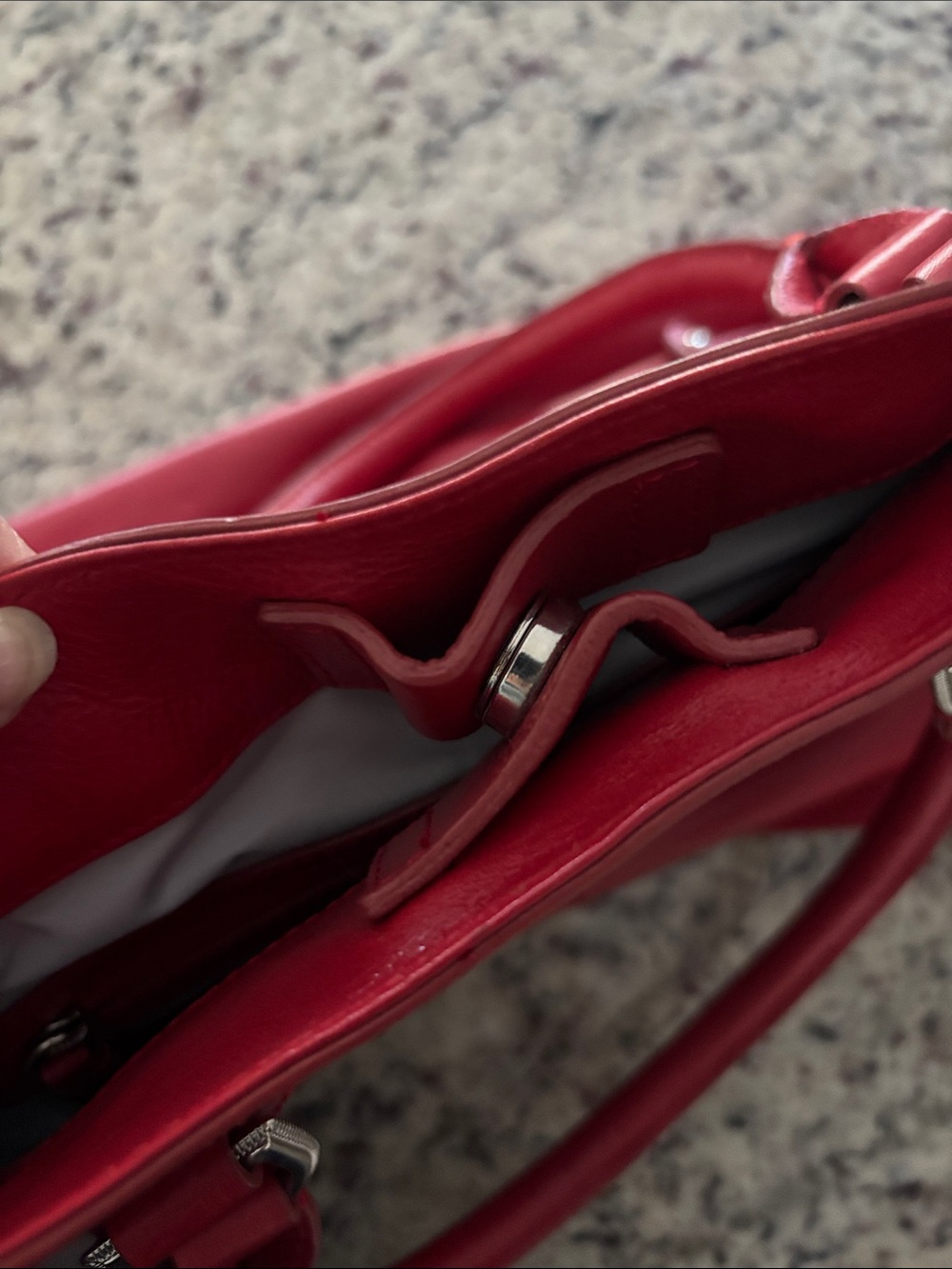 Cole Haan Red Leather Shoulder Hobo Tote Bag, Multiple Pockets, Like New - Picture 12 of 13